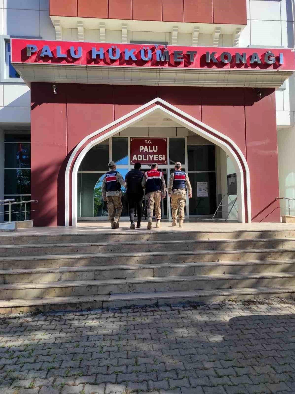 Hırsızlık Suçlusu Elazığ\'da Yakalandı