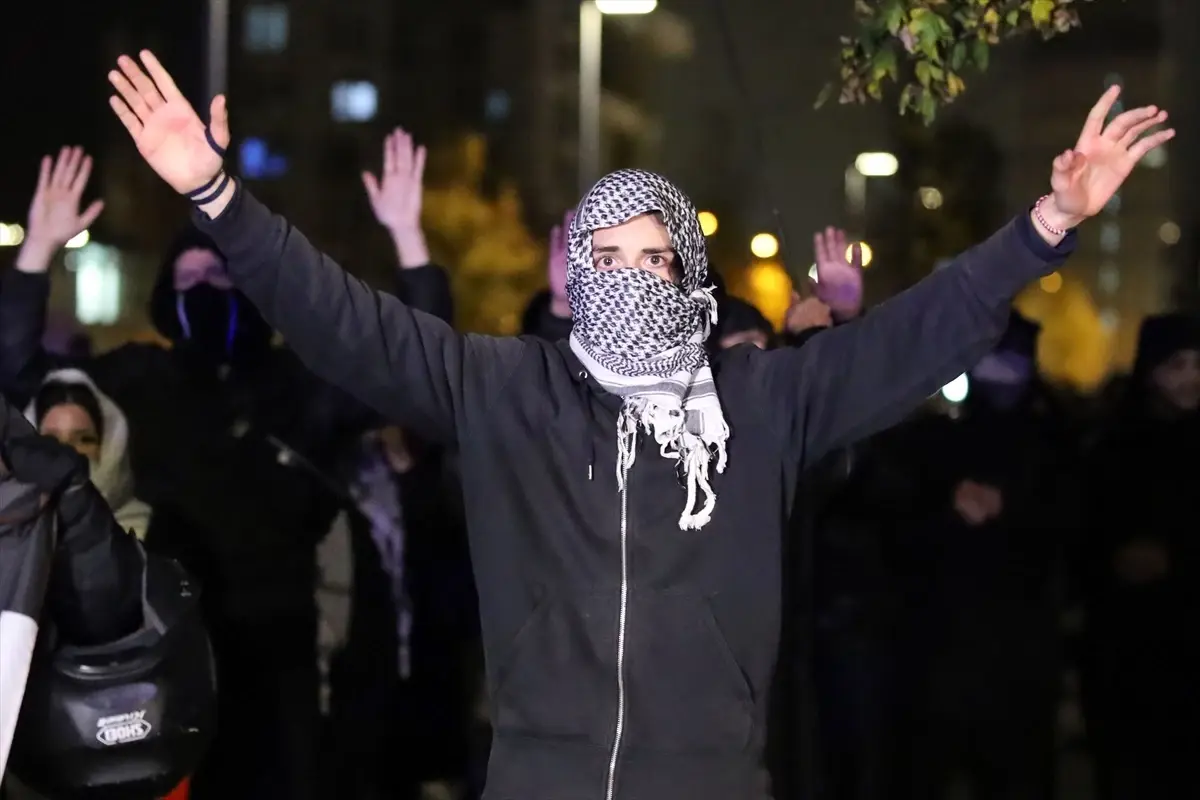 Paris\'te Fransa-İsrail Maçına Protesto