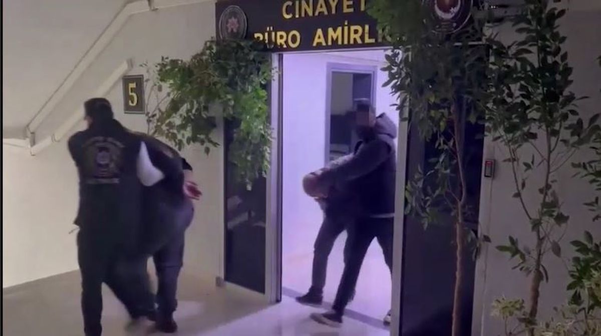 İzmir\'de İlaçlama Sonrası 2 Kişi Tutuklandı