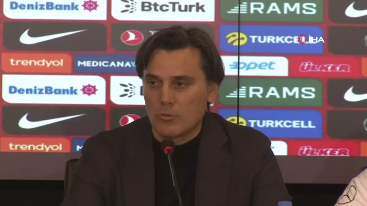 Montella: "A Ligi\'ne Çıkmak Hedefimiz"