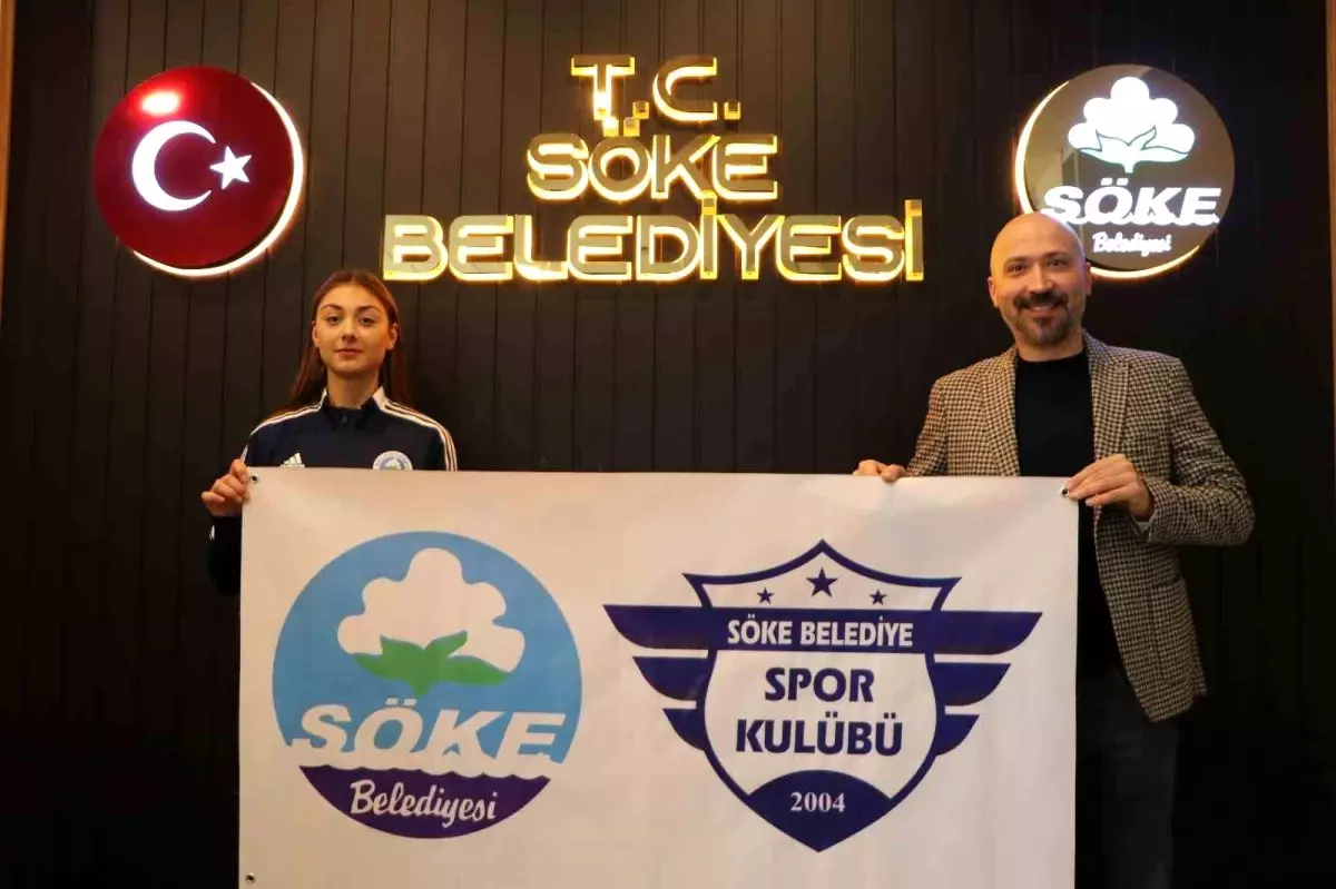 Türkiye Şampiyonu Atlet Tuana Akgün, Söke Belediyespor\'a Katıldı