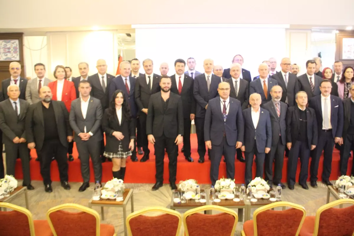 YÖK Başkanı: Uluslararası Öğrencilerin %96\'sı Kendi İmkanlarıyla Eğitim Alıyor