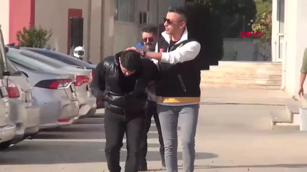 Adana\'da Bıçaklı Kavga: Suriye Uyruklu Genç Öldürüldü