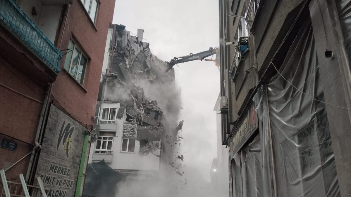 Çorum\'da Doğal Gaz Patlaması: 1 Ölü, 33 Yaralı