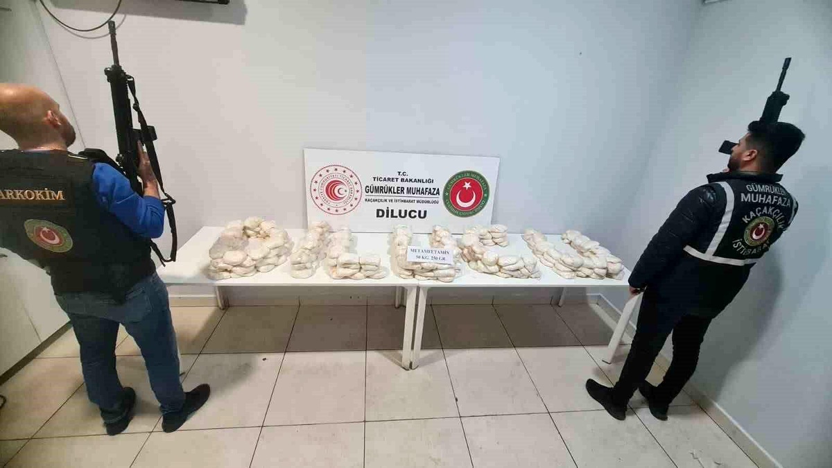 Dilucu\'da 50 kg Metamfetamin Ele Geçirildi