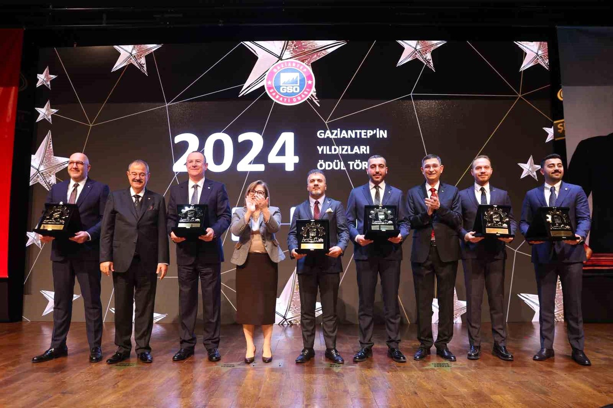 Gaziantep\'te "Gaziantep\'in Yıldızları Ödül Töreni"