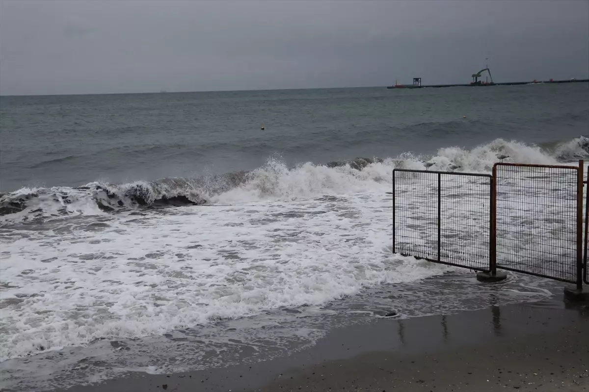 Poyraz Tekirdağ\'da Ulaşımı Aksattı