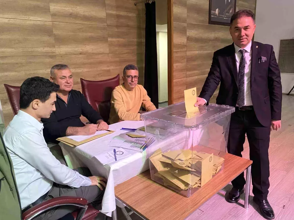 AK Parti Alaşehir\'de Fedayi Kozan güven tazeledi