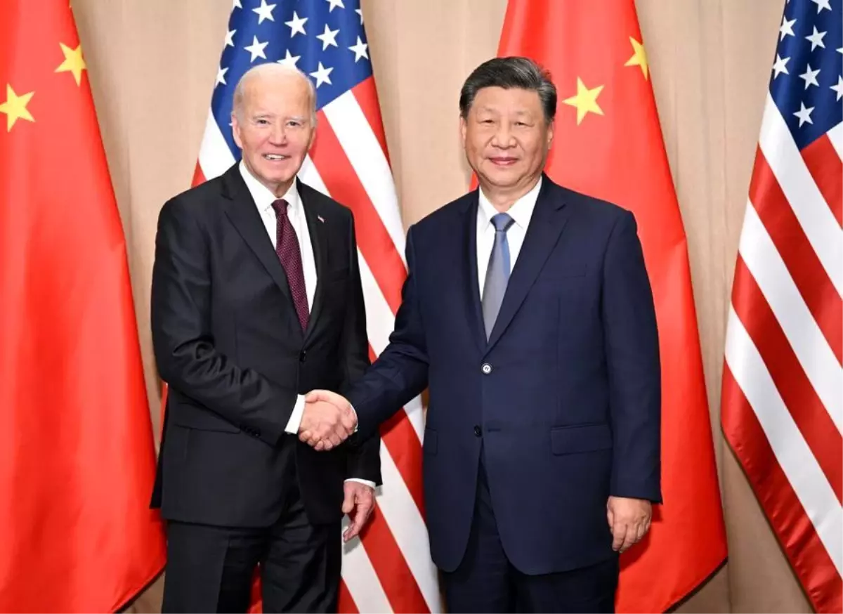 Xi Jinping ve Joe Biden APEC\'te Bir Araya Geldi