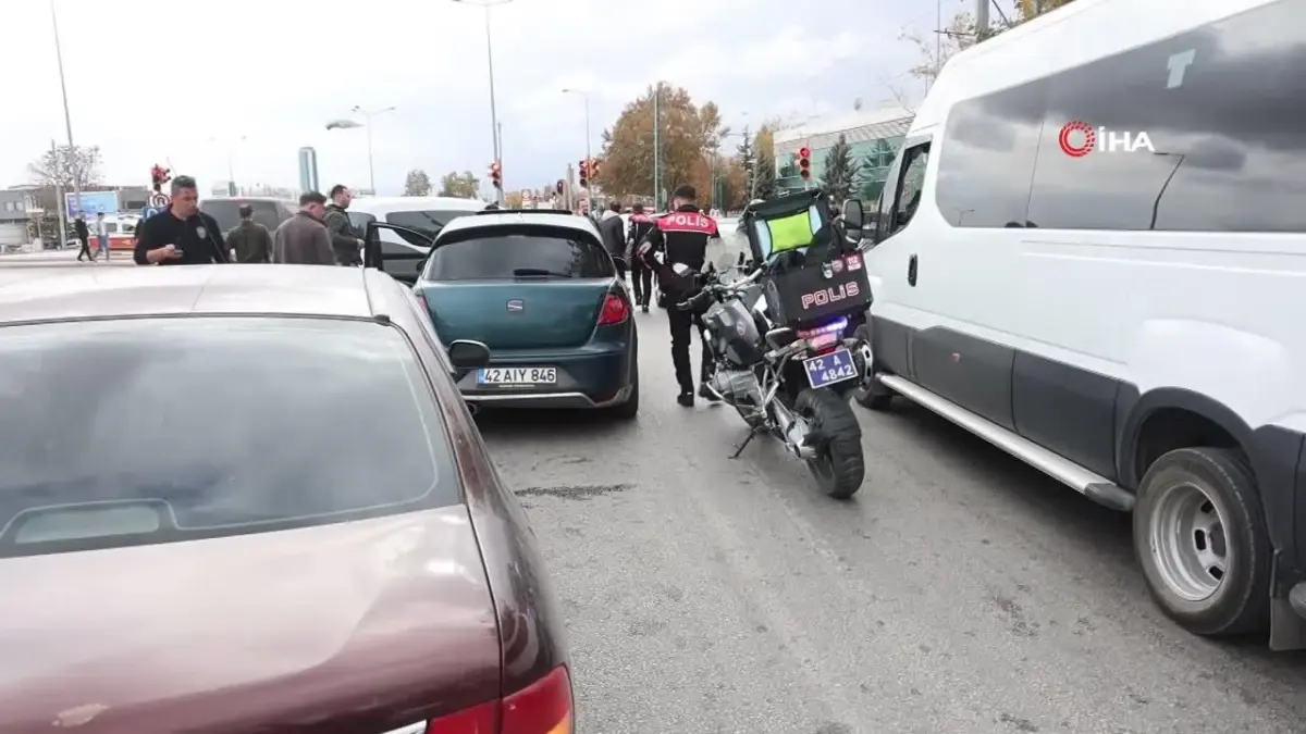 Aranan Şahıs Yarım Saatlik Kovalamacanın Ardından Yakalandı