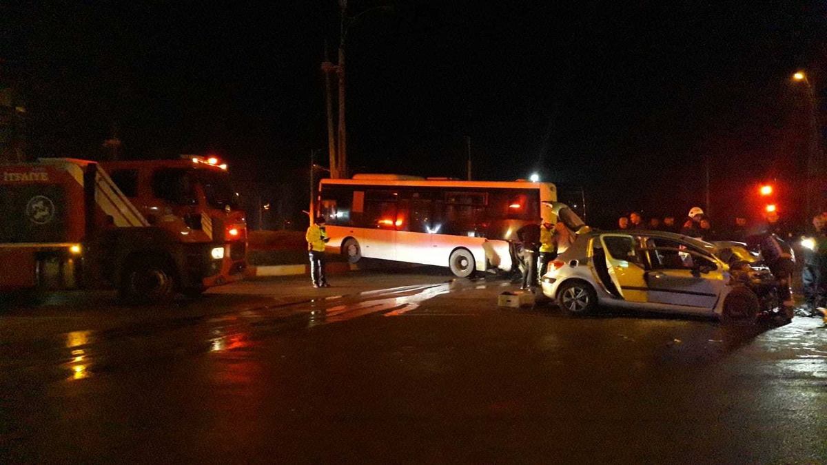Malatya\'da Belediye Otobüsü ile Otomobil Çarpıştı: Sürücü Hayatını Kaybetti