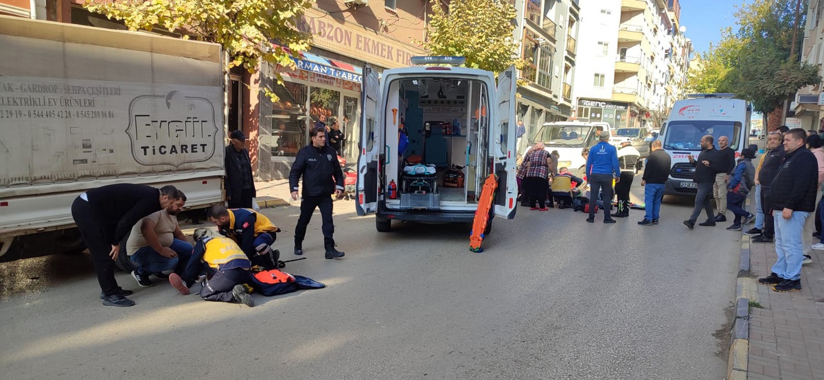 Ehliyetsiz Motosiklet Sürücüsünün Kazası: 1\'İ Ağır, 3 Yaralı