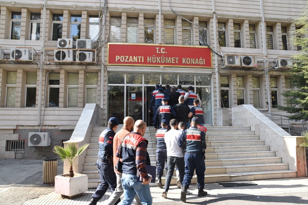 Adana\'da Dolandırıcılık Operasyonu: 2 Tutuklama