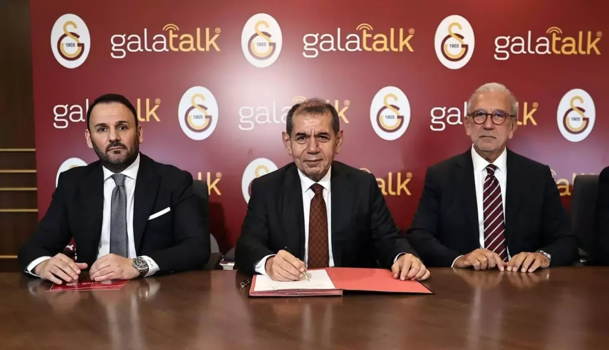 Almanya\'daki Galatasaray Taraftarlarına Özel GSM Projesi "Galatalk" Hizmete Sunuldu