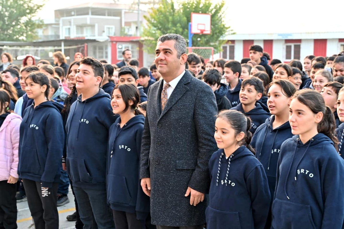 Aydın\'da öğrenciler ara tatilin ardından ders başı yaptı