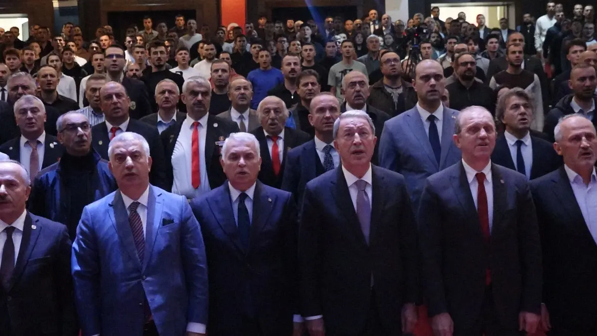 Hulusi Akar: Terörle Mücadelede Azimliyiz ve Kararlıyız