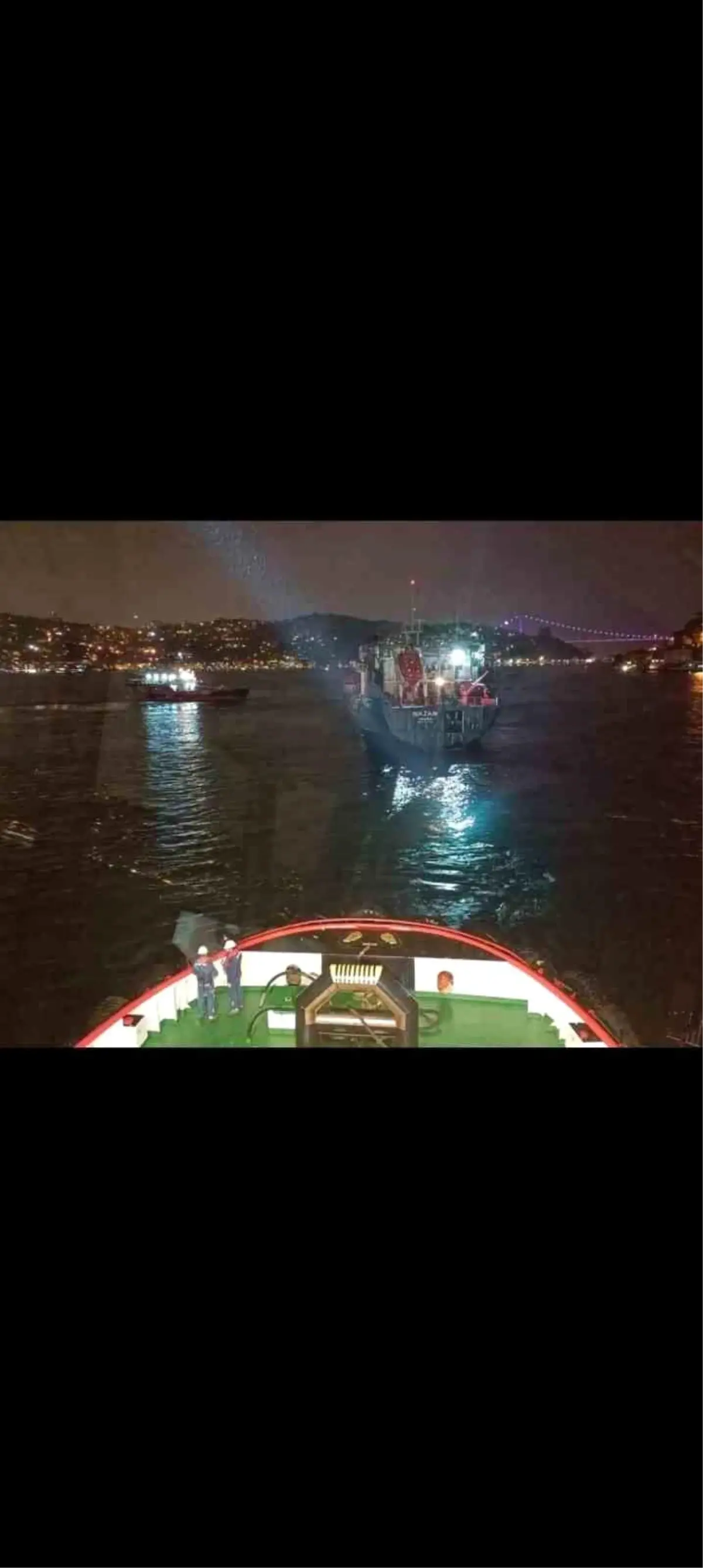 İstanbul Boğazı\'nda Tanker Kurtarıldı