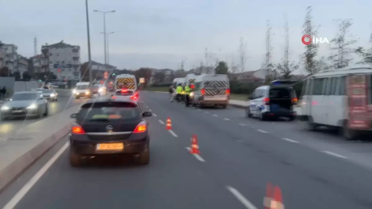 İstanbul\'da Sabah Trafik Yoğunluğu