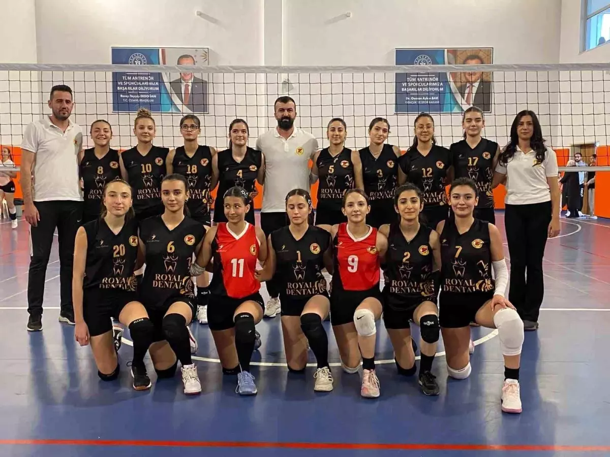 Gençlik Spor, Voleybolda Şampiyon!