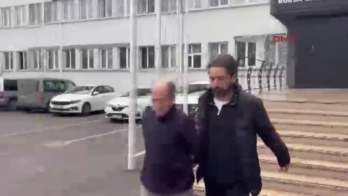 Bursa\'da Halk Otobüsünde Bıçaklı Saldırı: Şüpheli Yakalandı