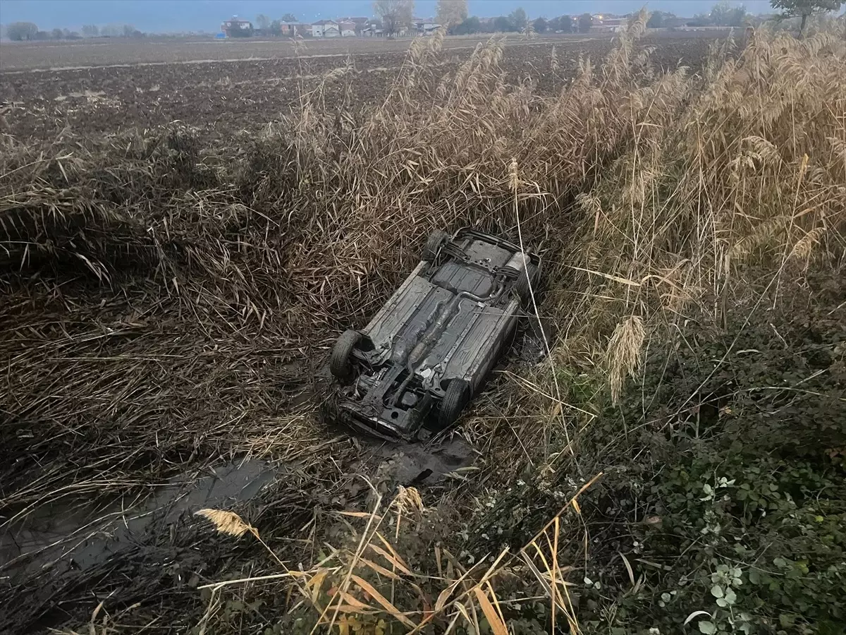 Niksar\'da Trafik Kazası: Emekli Polis Hayatını Kaybetti