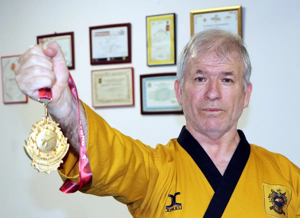 59 Yaşında Taekwondo Şampiyonluğu: Kemal Yıldıran\'ın Başarı Hikayesi