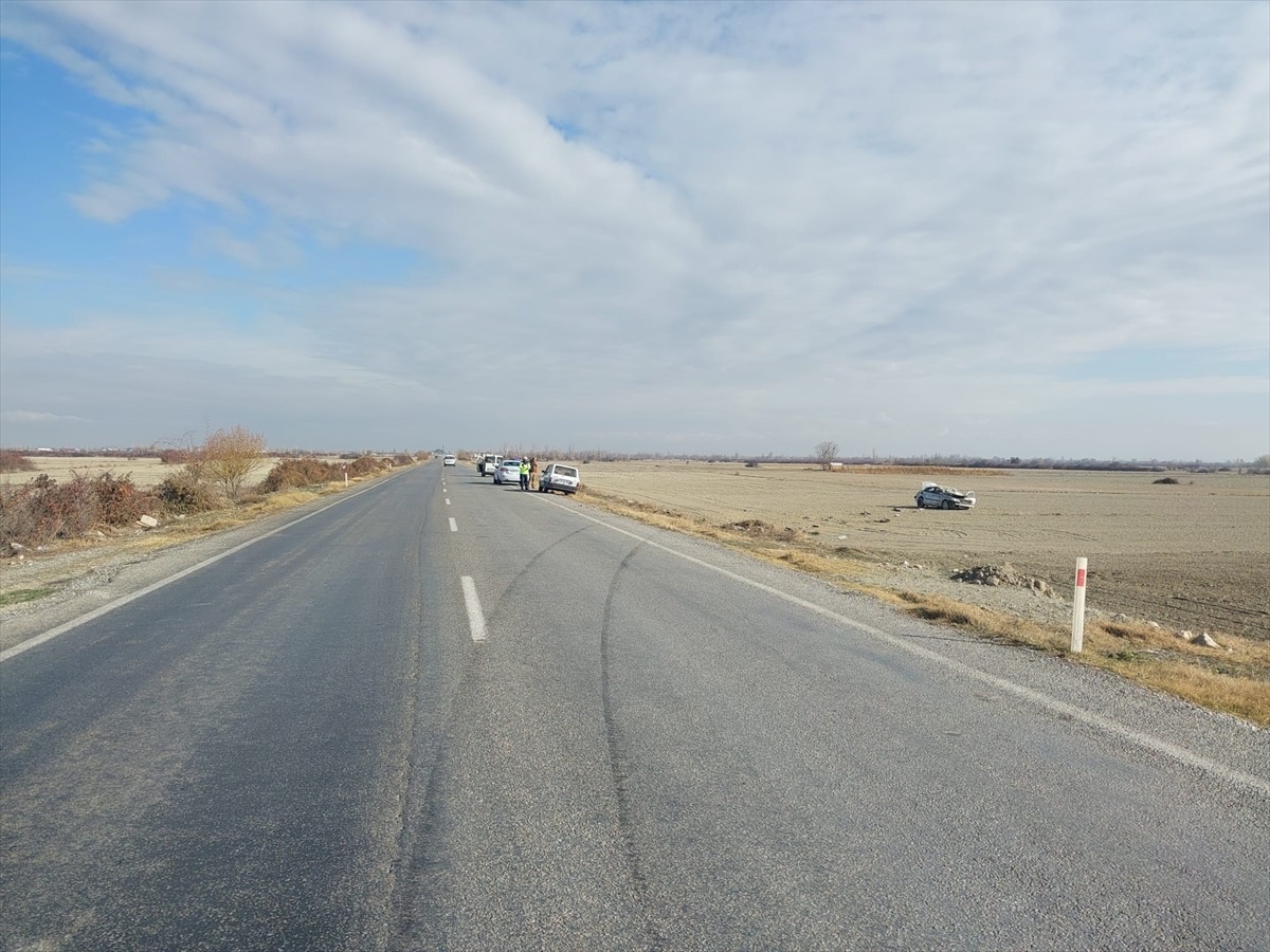 Yunak\'ta Trafik Kazası: 1 Yaralı