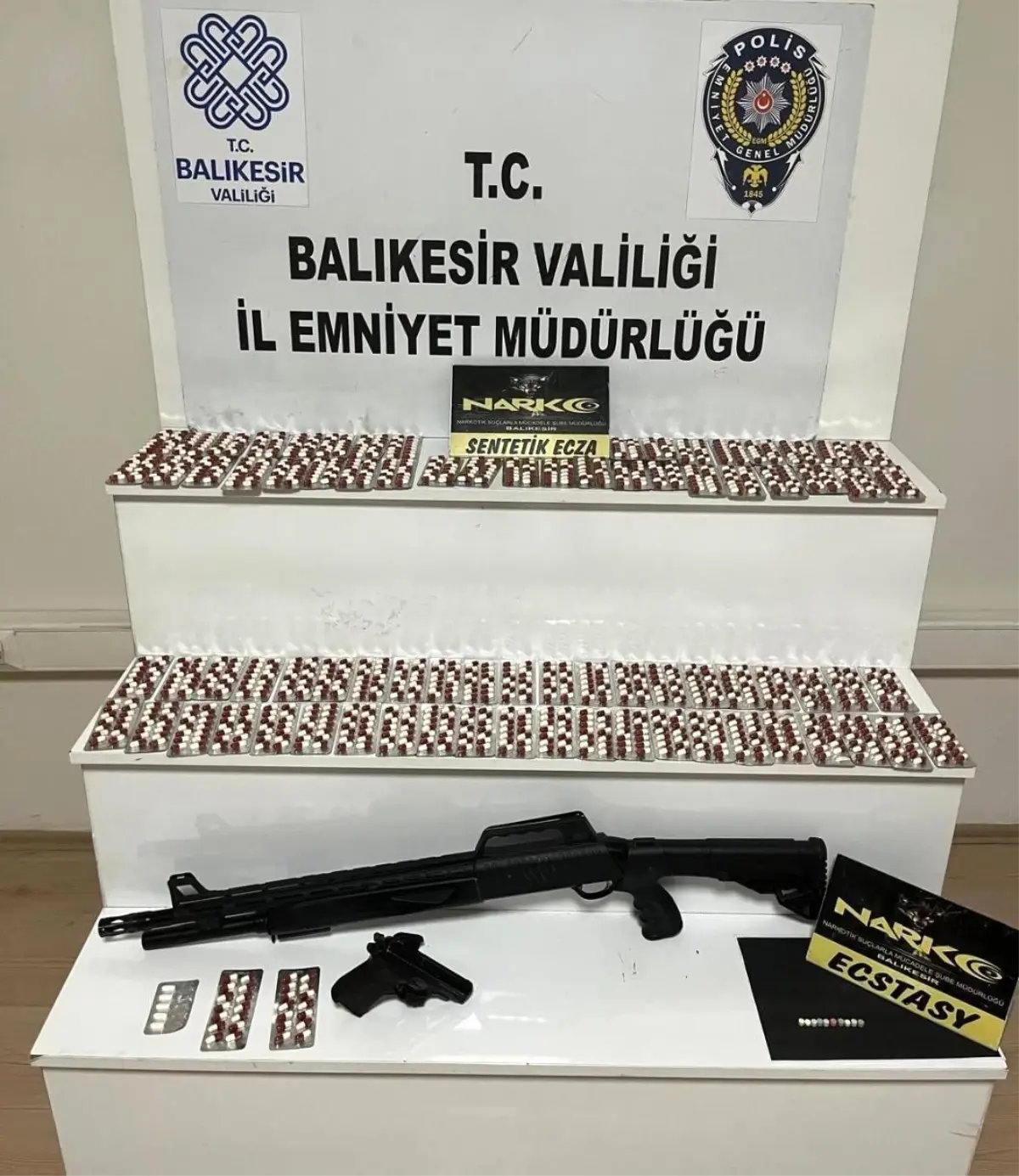 Balıkesir\'de Uyuşturucu Operasyonu