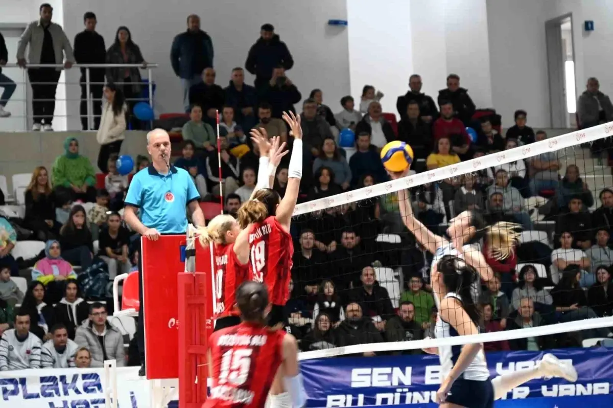 Bozüyük Belediyesi Kadın Voleybol Takımı V.bank Maçına Hazırlanıyor