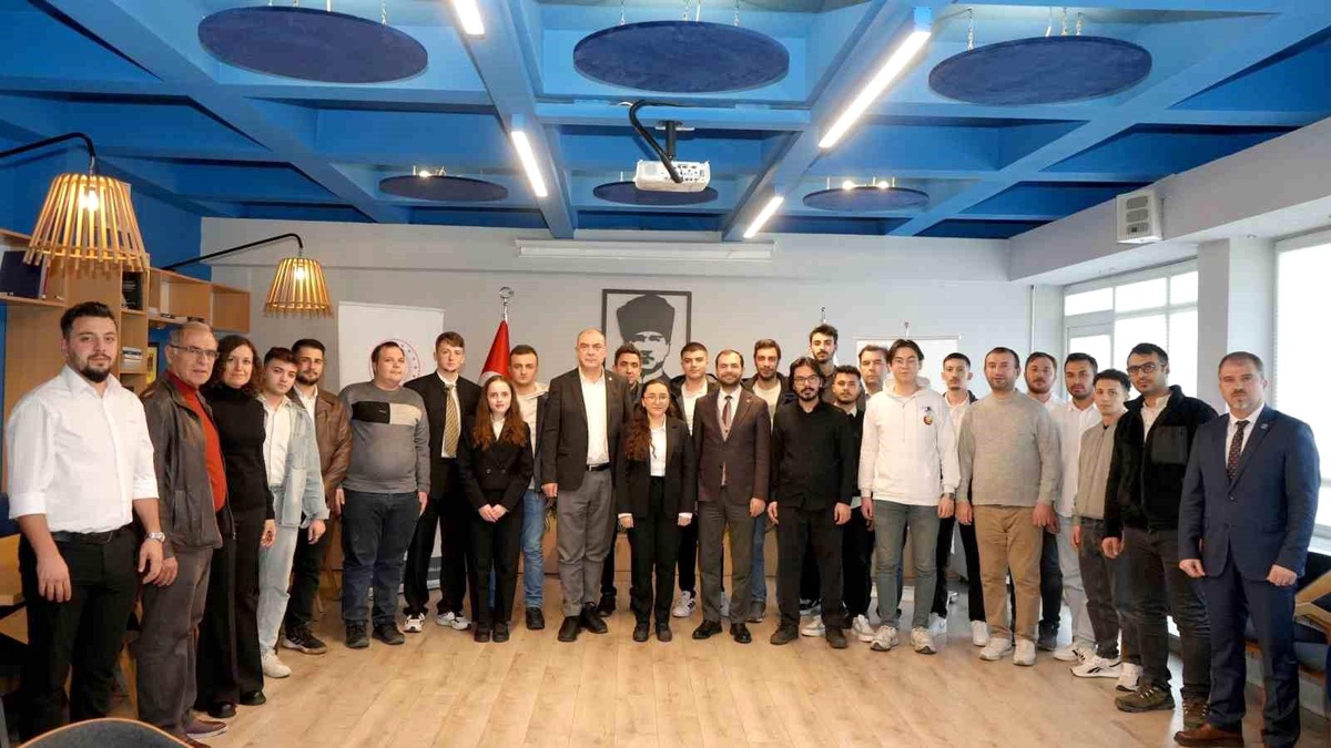 Eskişehir\'de Gençlere Sertifika Töreni