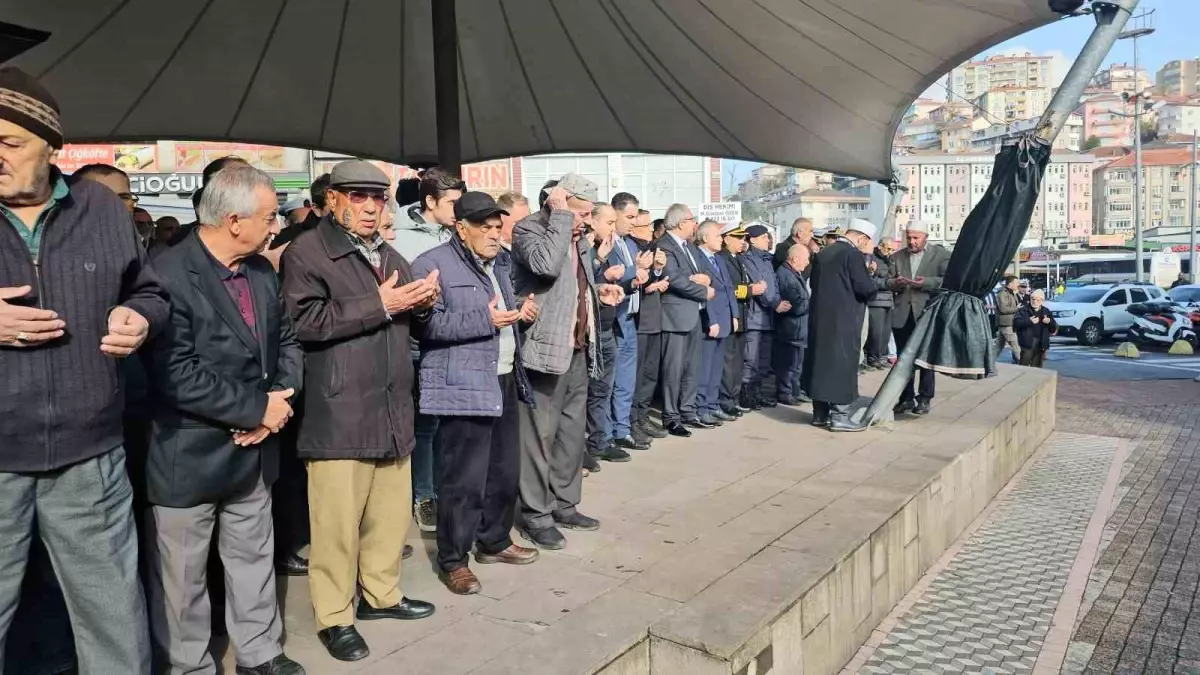 Kafkametler Gemisi için Anma Töreni