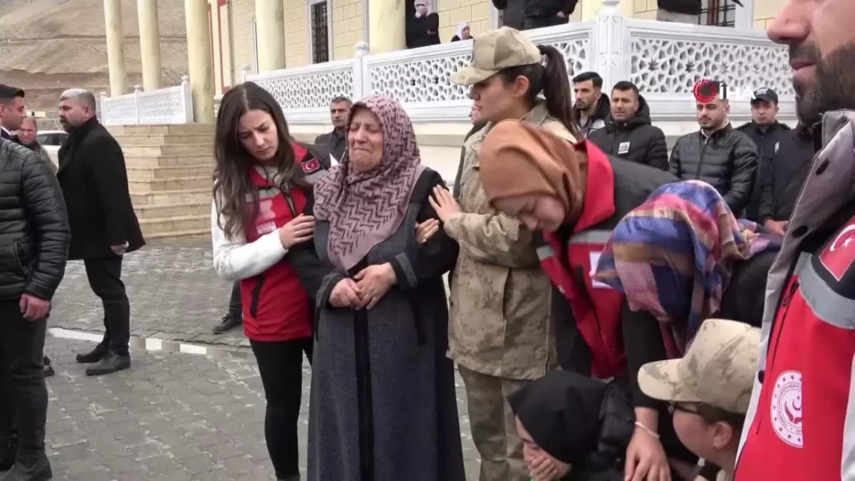 Kalp Krizi Nedeniyle Hayatını Kaybeden Korucular Uğurlandı