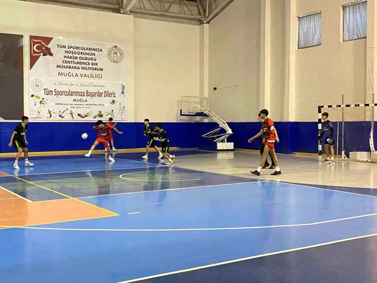 Futsal İlçe Birinciliği Müsabakaları Başladı