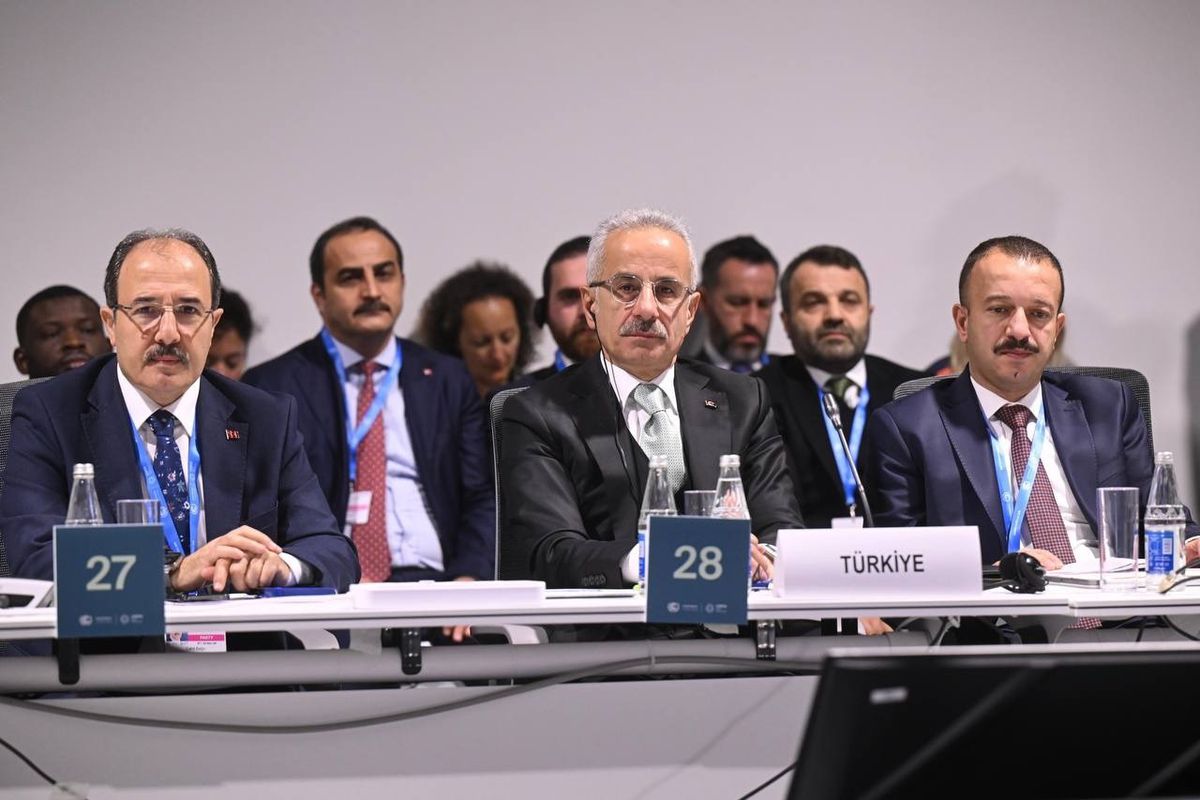 Bakan Uraloğlu, COP29\'da Şehirlerde Ulaşım ve Altyapı Konferansı\'na Katıldı