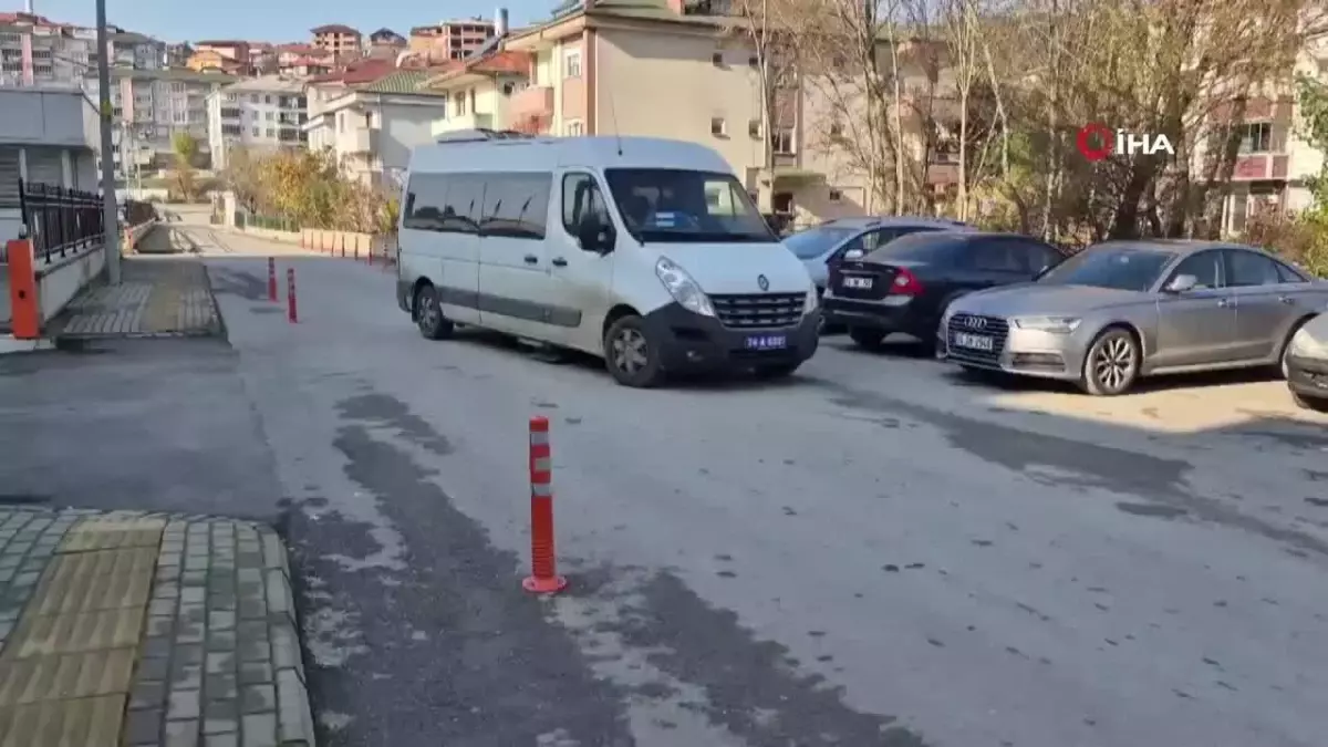 Bartın\'da Uyuşturucu Operasyonunda 5 Gözaltı