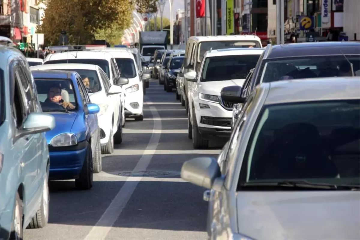 Erzincan\'da Trafiğe Kayıtlı Araç Sayısı 76 Bin 252