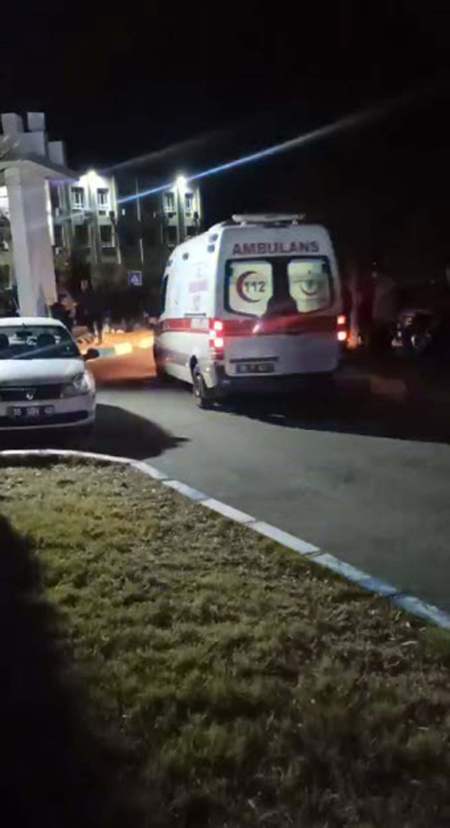 İzmir'de gözaltı işlemi yapan 3 polis silahlı saldırıda yaralandı! 2 polisin durumu ağır