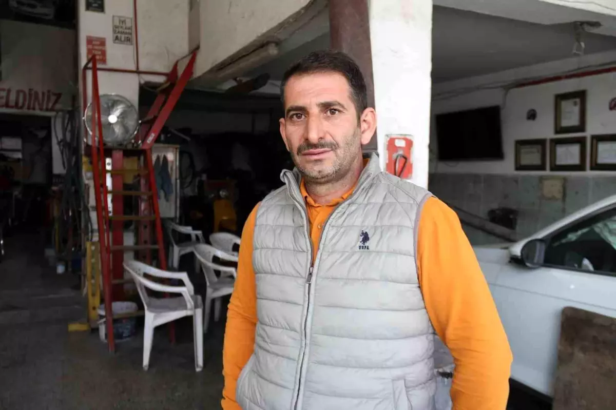 Eskişehir\'de Bıçaklı Kavga: 13 Yaşındaki Çocuk Yaralandı