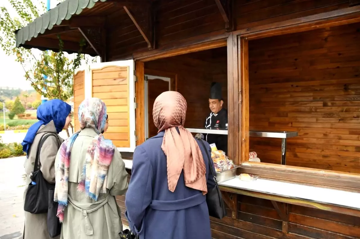 Adıyaman Üniversitesi\'nde Ücretsiz Çorba İkramı