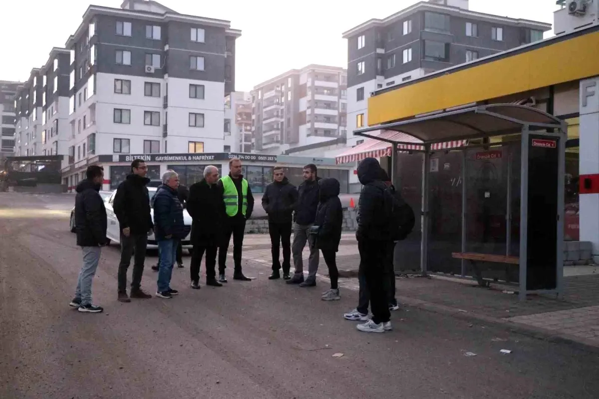 30 Ağustos Zafer Mahallesi\'nde Ulaşım Sorununa Çözüm Arayışları Başladı