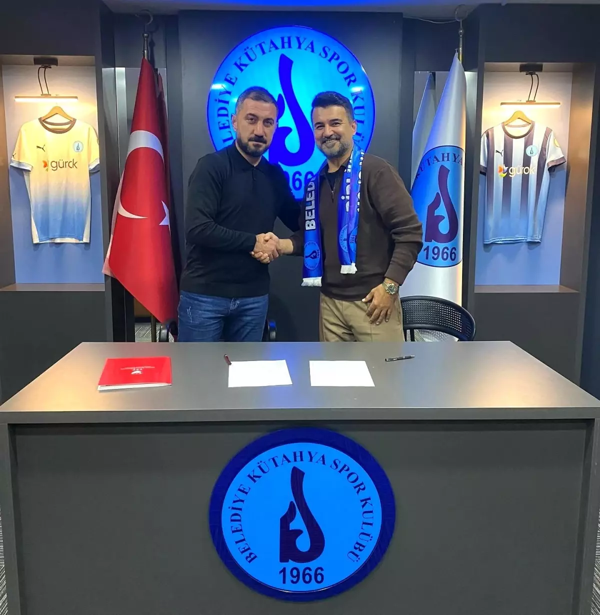 Belediye Kütahyaspor, Cenk Laleci ile Anlaştı