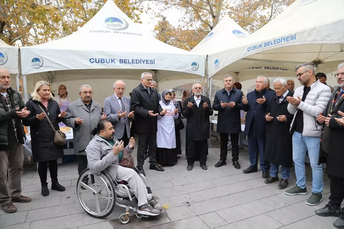 Burs İçin Kermes Açıldı