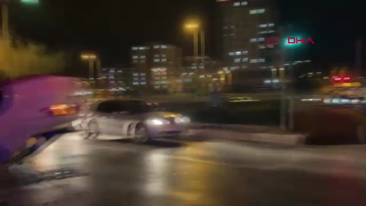 Kayseri\'de 15 Yaşındaki Sürücünün Yol Tutuşu Korkuttu: 4 Yaralı