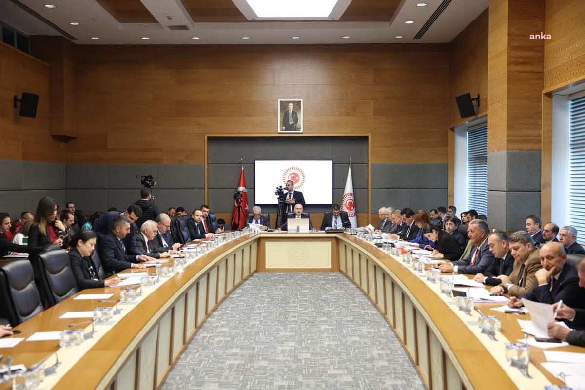 Köy Kanunu Teklifi Komisyonu\'ndan Geçti