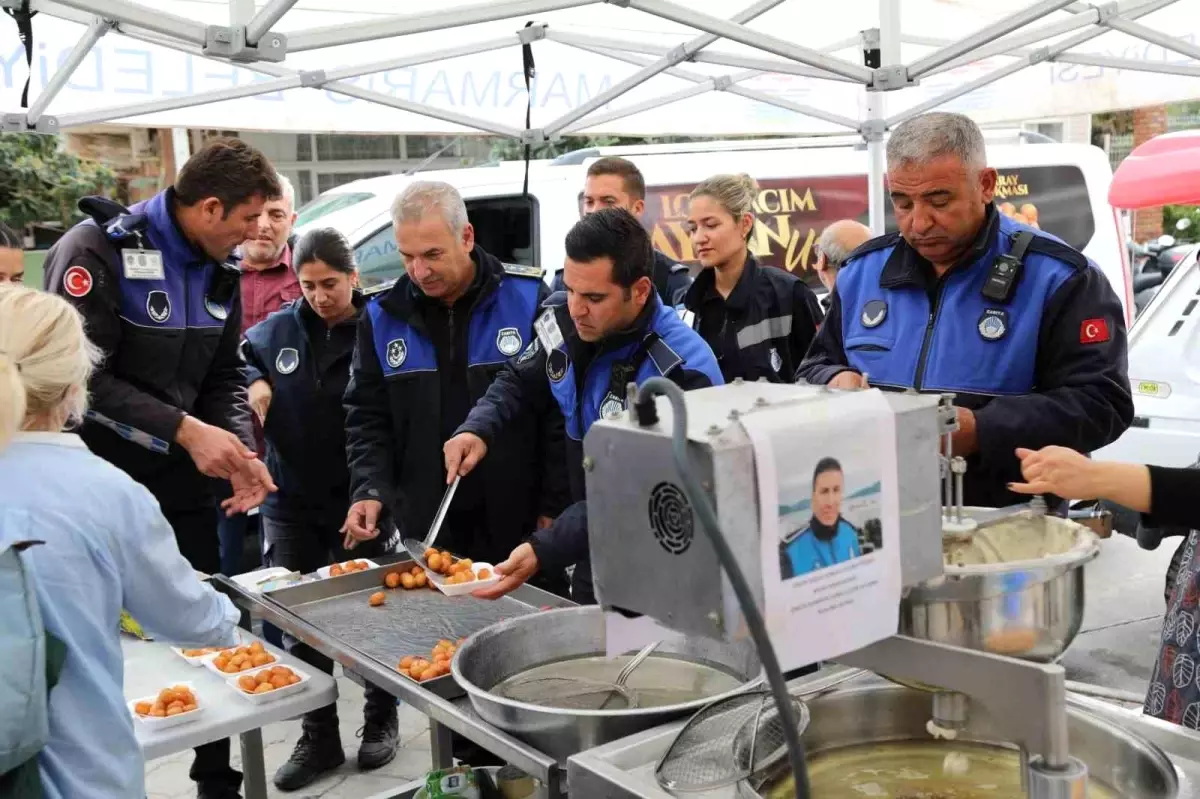 Zabıta Komiseri Durali Çetin\'in Vefat Yıldönümünde Lokma Dağıtımı