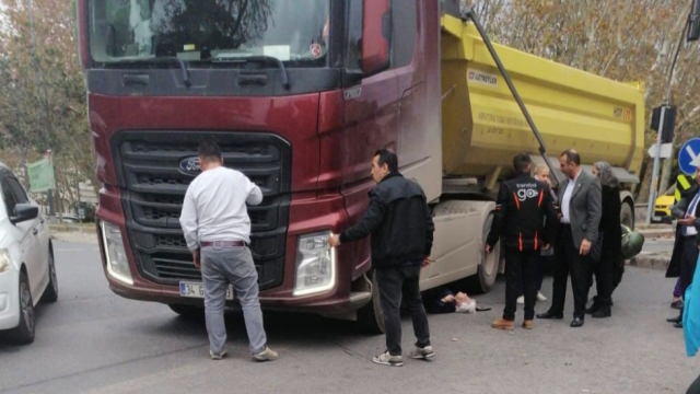Üsküdar'da Feci Kaza: 81 Yaşındaki Kadın Hayatını Kaybetti Üsküdar'da Feci Kaza: 81 Yaşındaki Kadın Hayatını Kaybetti