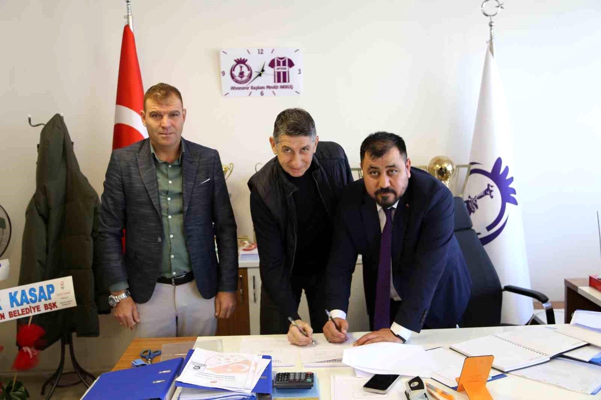 Afyonspor, Yeni Teknik Direktörünü Buldu