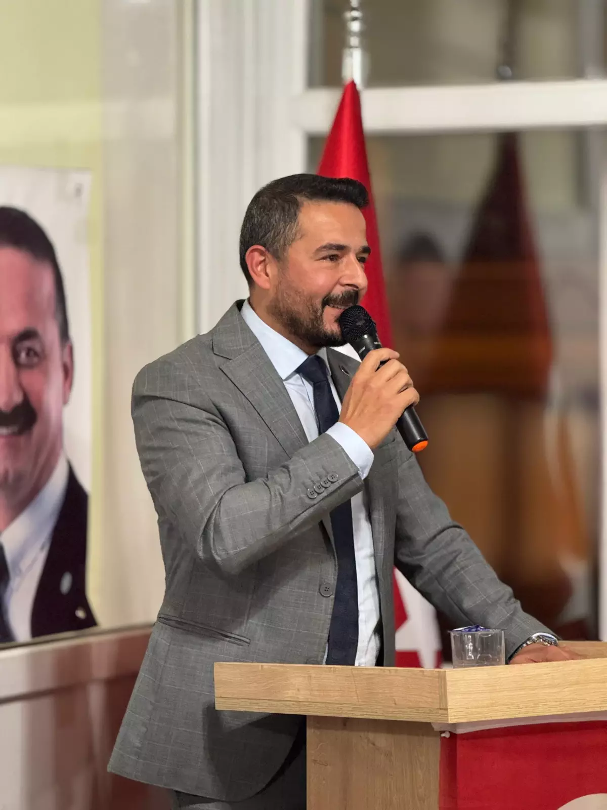 ANAHTAR Parti MYK Üyesi Uçar\'dan Özür Dileme Açıklaması