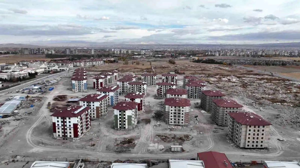 Kayseri\'de Oruçreis Kentsel Dönüşüm Projesi 2. Etap İnşaat Çalışmaları Devam Ediyor