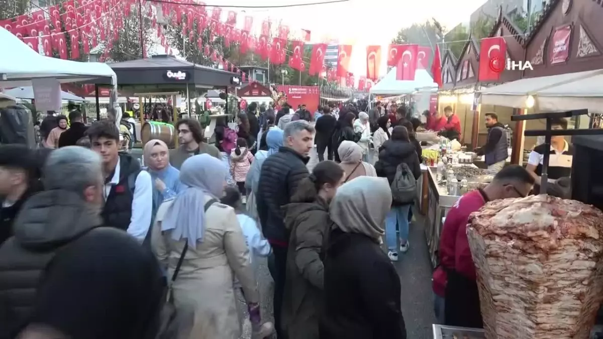 Batman Gastronomi Festivali\'nde Çağ Kebap Rüzgarı